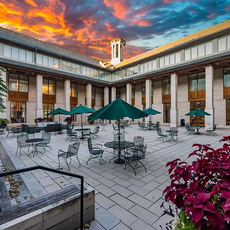 The Knight Center At Washington University University City Esterno foto